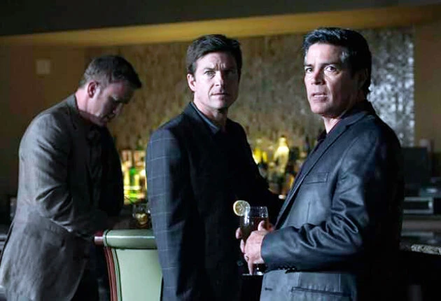 Слайд из сериала Озарк 1 сезон