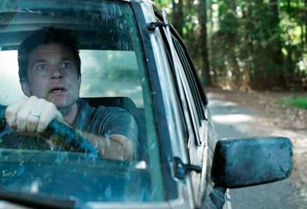 Слайд из сериала Озарк 1 сезон